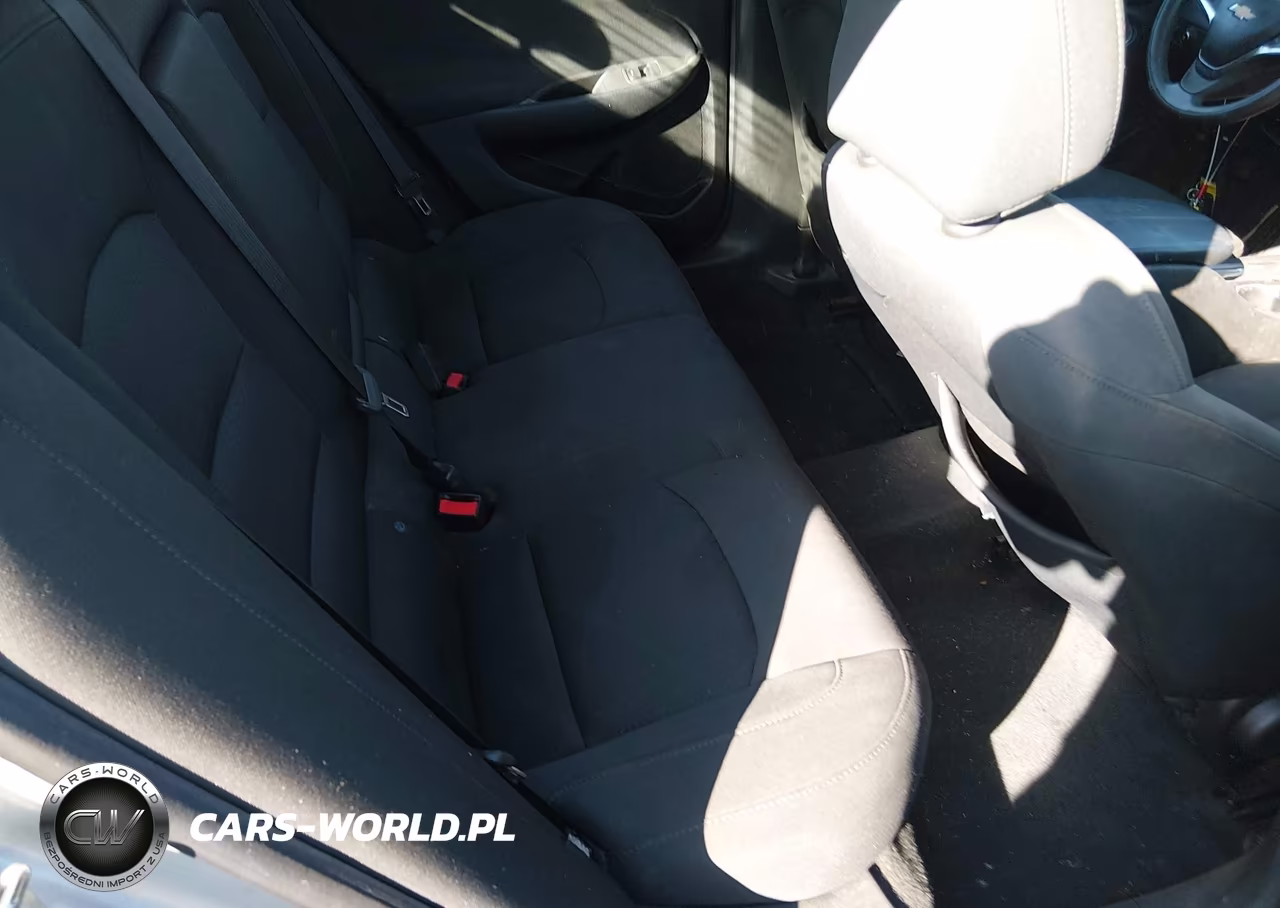 2019 Chevrolet Malibu Lt VIN:1G1ZD5ST4KF138939 - 8