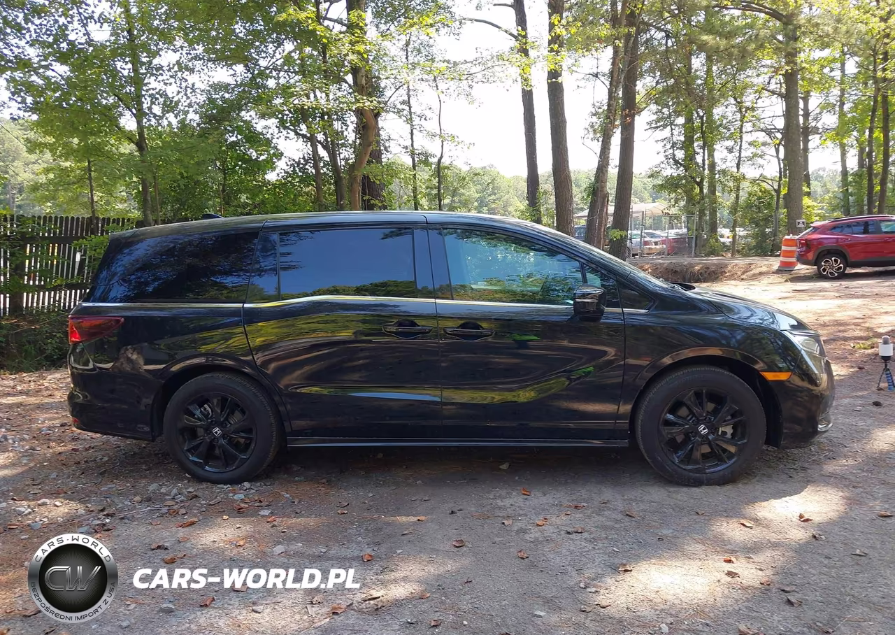 2024 Honda Odyssey Sport VIN:5FNRL6H7XRB056156 - 13