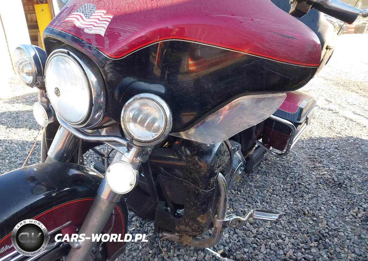 2005 Harley-Davidson Flhtcui VIN:1HD1FCW175Y666090 - 16