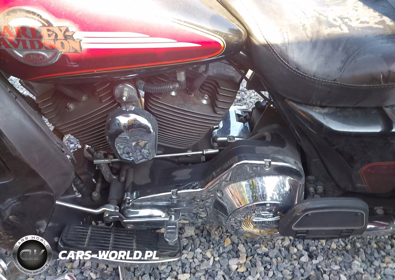 2005 Harley-Davidson Flhtcui VIN:1HD1FCW175Y666090 - 9