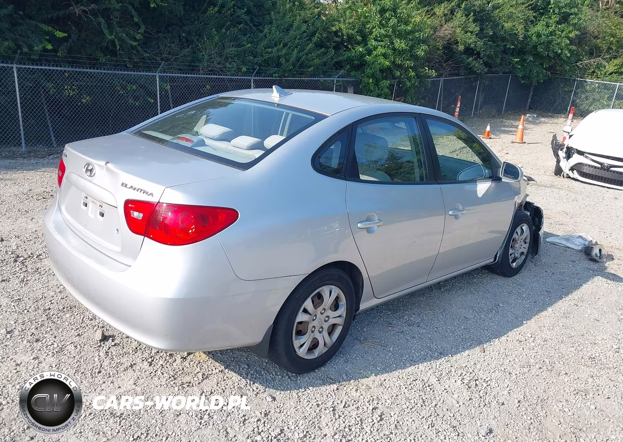 2009 Hyundai Elantra Gls VIN:KMHDU46D89U793363 - 4
