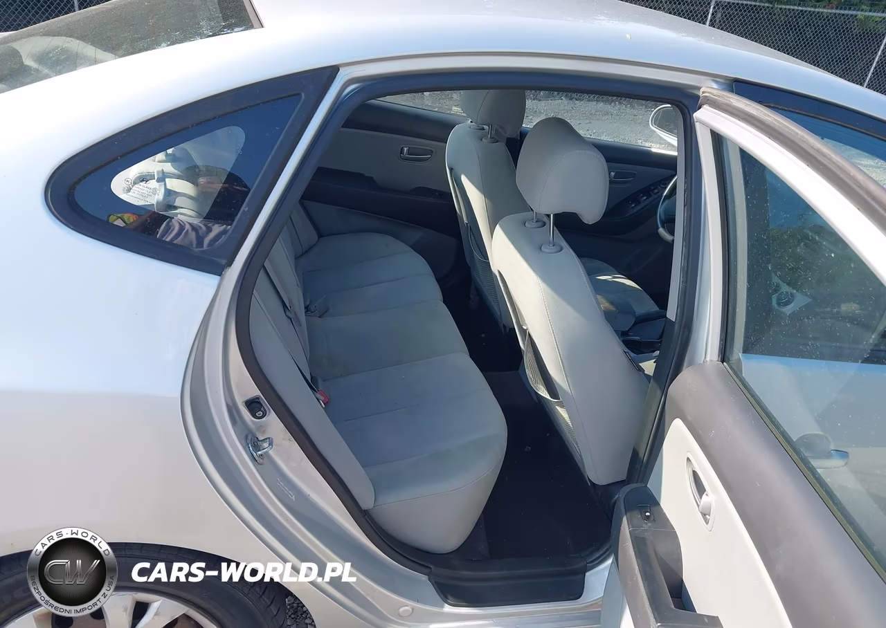 2009 Hyundai Elantra Gls VIN:KMHDU46D89U793363 - 8