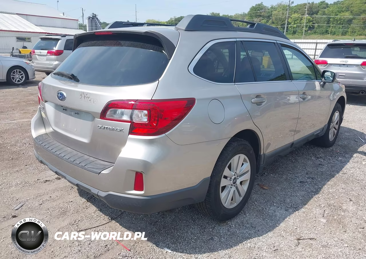 2015 Subaru Outback 2.5I Premium VIN:4S4BSBFC7F3264903 - 4