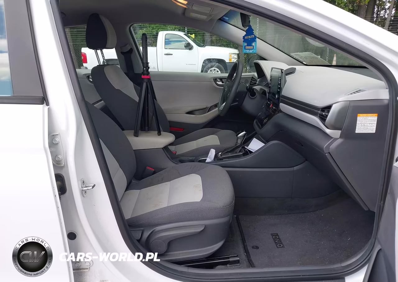 2020 Hyundai Ioniq Hybrid Blue VIN:KMHC65LC5LU220032 - 5