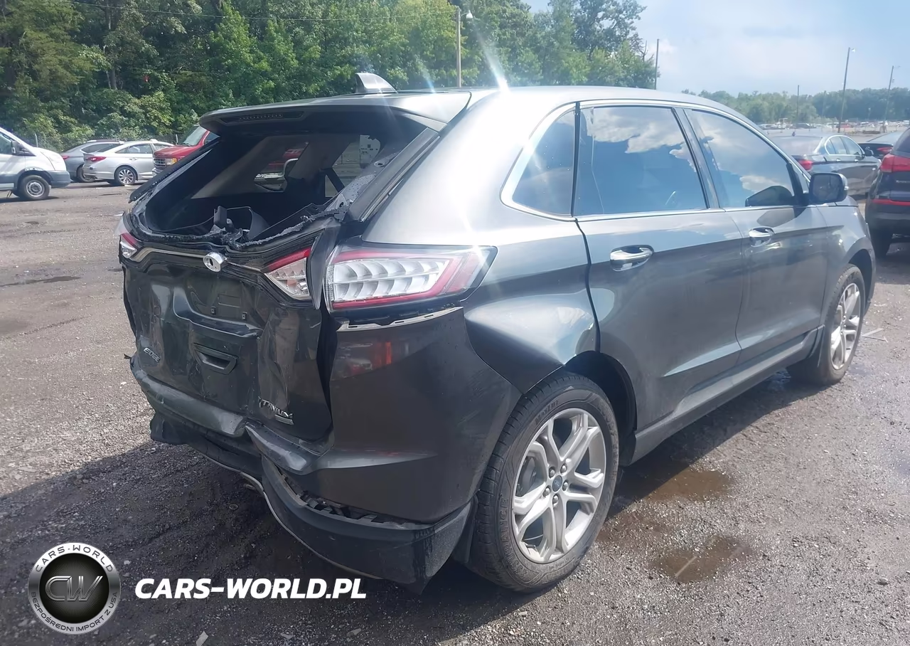 2018 Ford Edge Titanium VIN:2FMPK3K98JBB42968 - 18