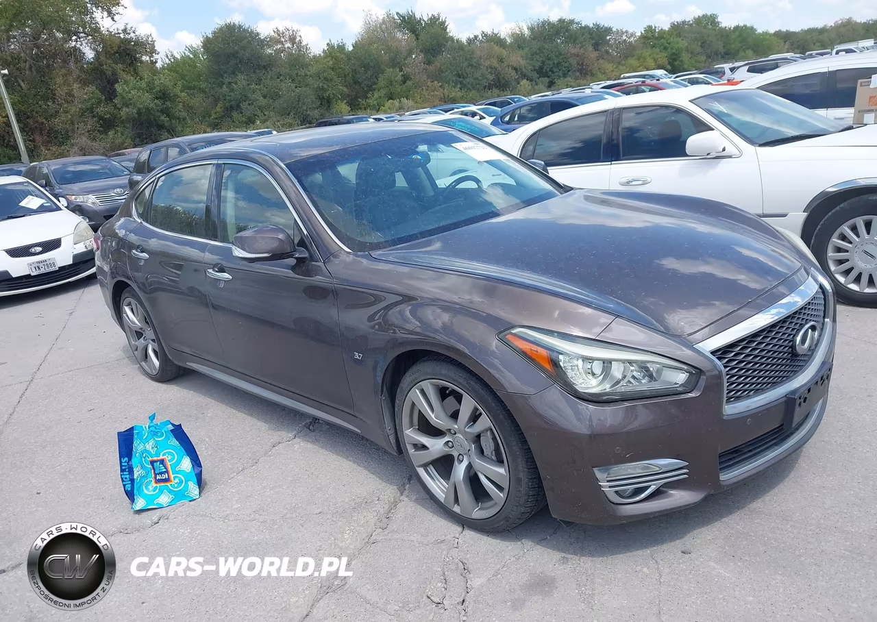 2017 Infiniti Q70L 3.7