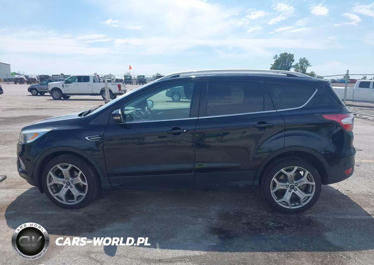 2017 Ford Escape Titanium VIN:1FMCU9J96HUA50128 - 14