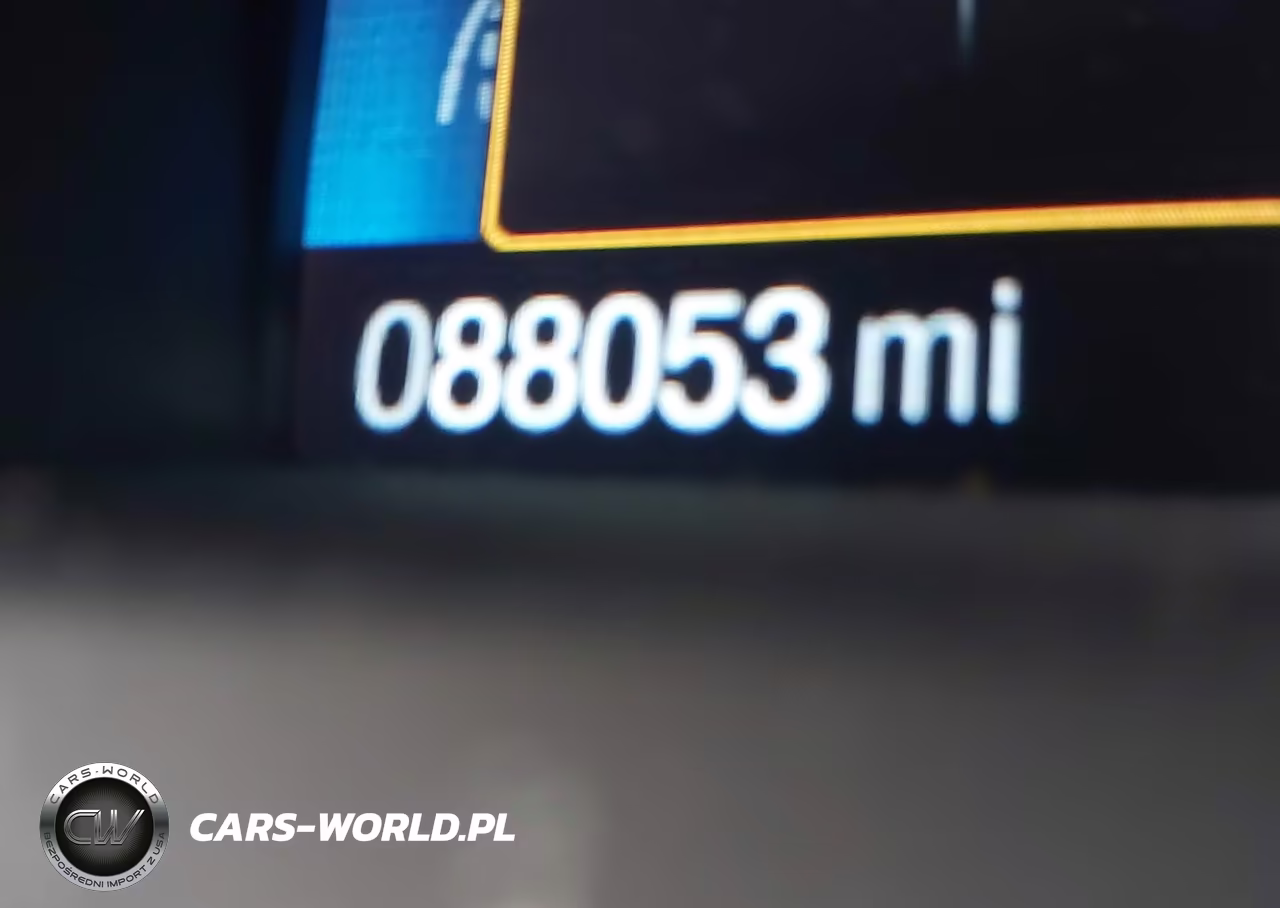 2017 Ford Escape Titanium VIN:1FMCU9J96HUA50128 - 15
