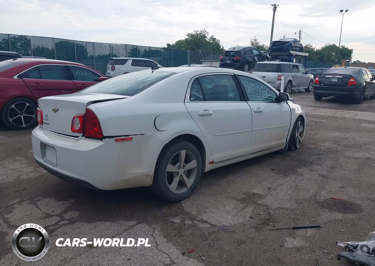 2011 Chevrolet Malibu 1Lt VIN:1G1ZC5E10BF326984 - 4