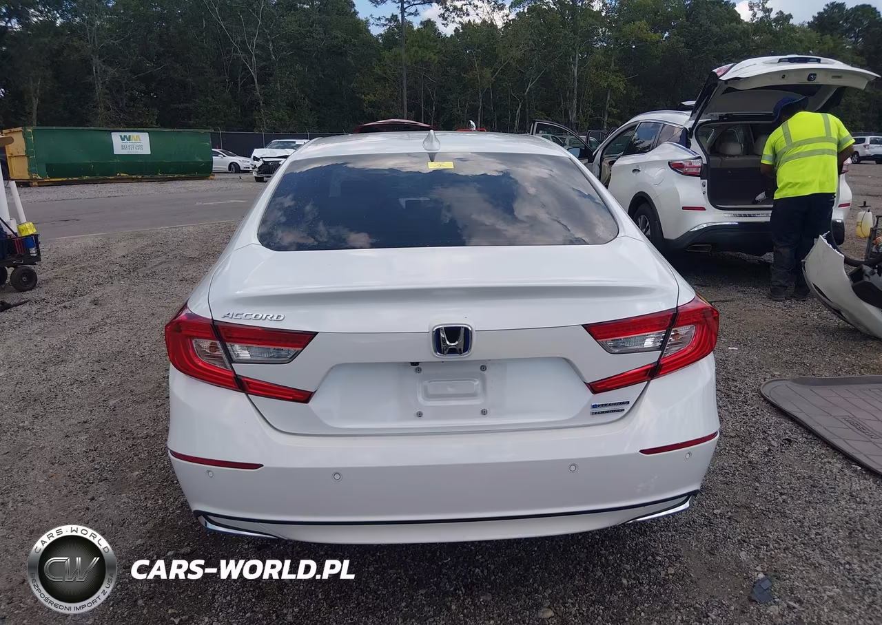 2022 Honda Accord Hybrid Touring VIN:1HGCV3F9XNA025237 - 17