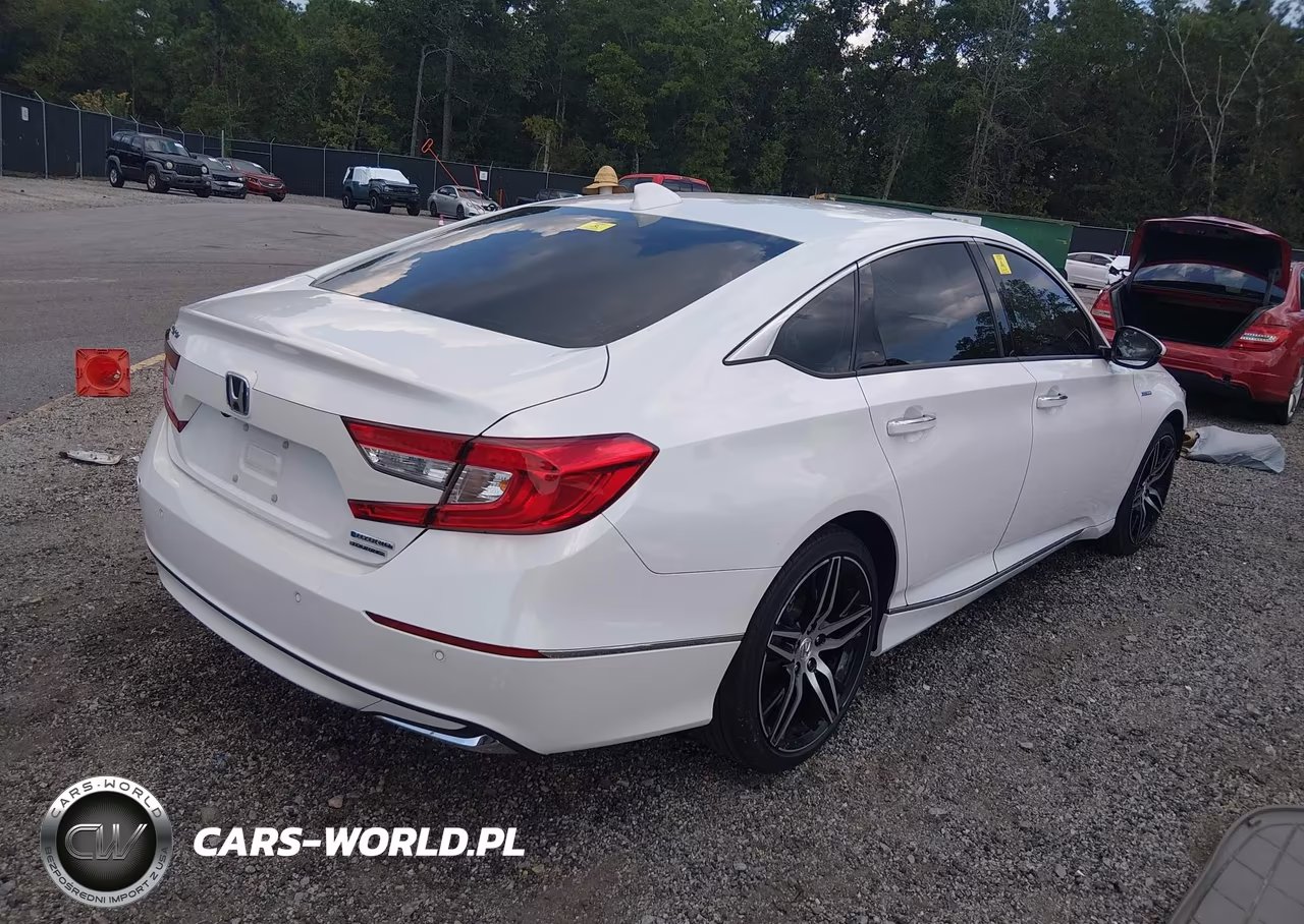 2022 Honda Accord Hybrid Touring VIN:1HGCV3F9XNA025237 - 4