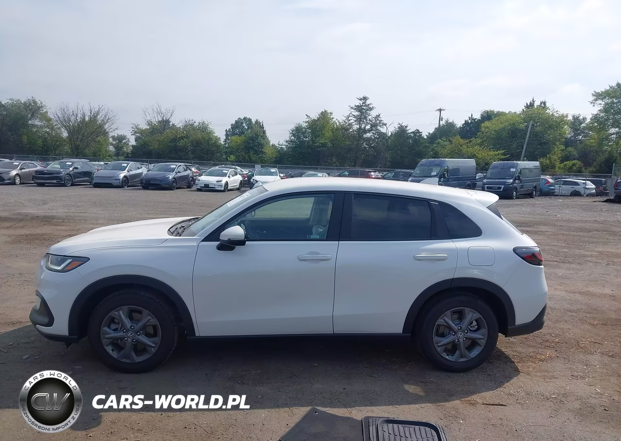 2026 Honda Hr-V Awd Lx VIN:3CZRZ2H35TM751131 - 14