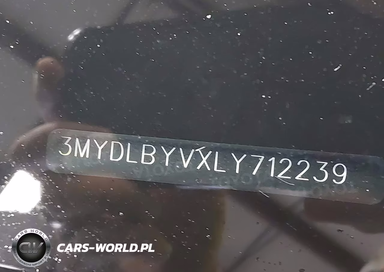 2020 Toyota Yaris Le VIN:3MYDLBYVXLY712239 - 17