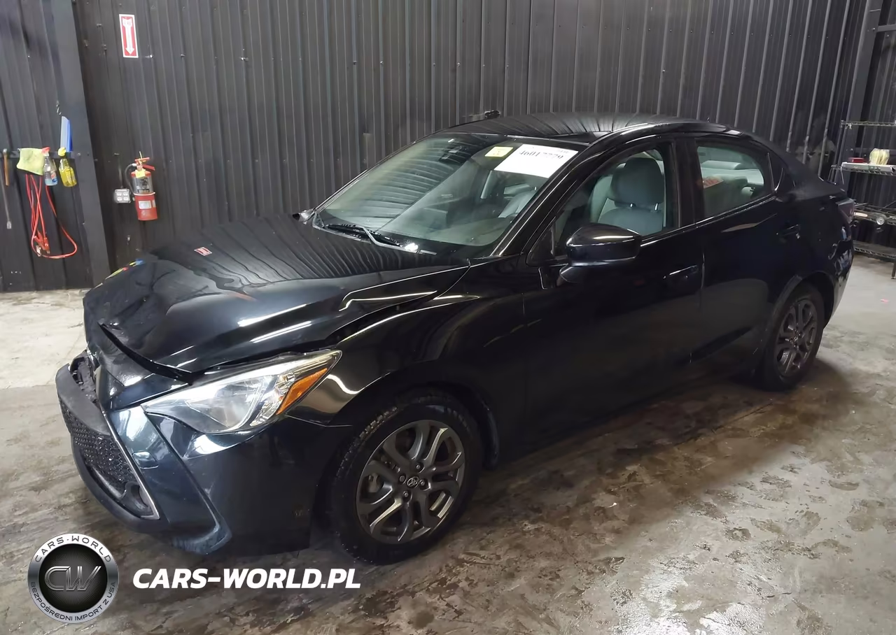 2020 Toyota Yaris Le VIN:3MYDLBYVXLY712239 - 2