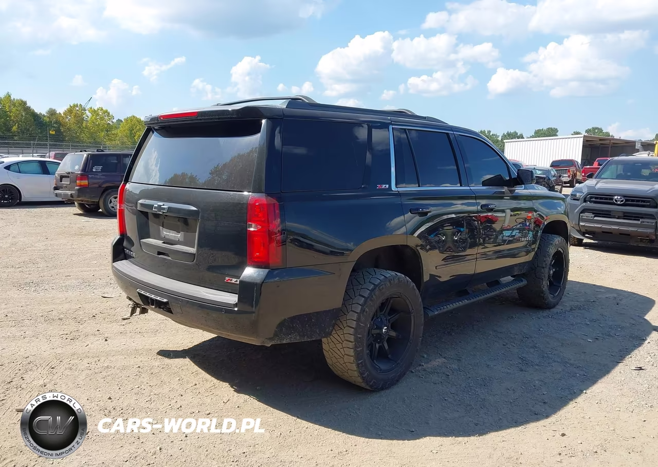 2017 Chevrolet Tahoe Lt VIN:1GNSKBKCXHR397642 - 4