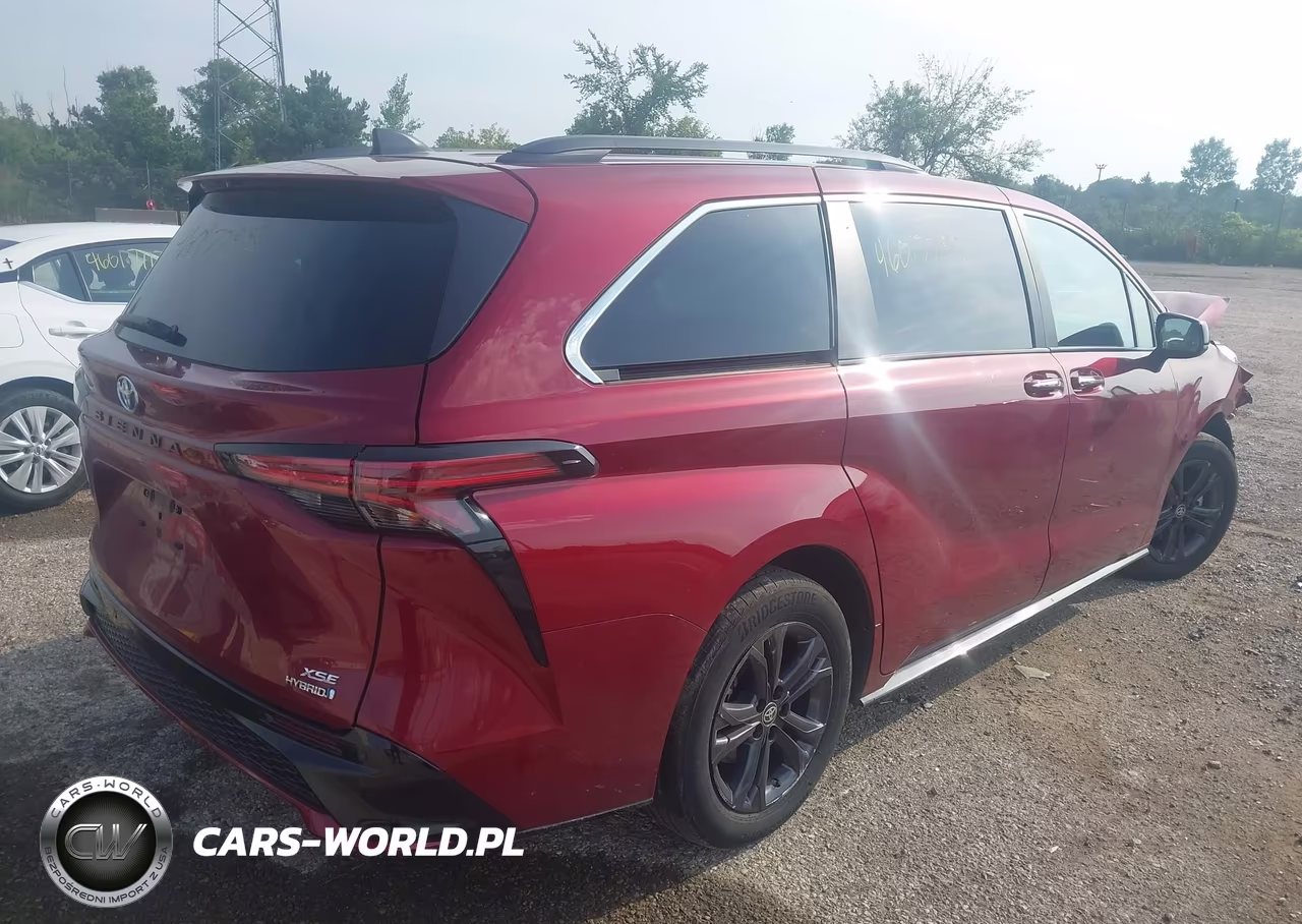 2024 Toyota Sienna Xse VIN:5TDDSKFC9RS153947 - 4