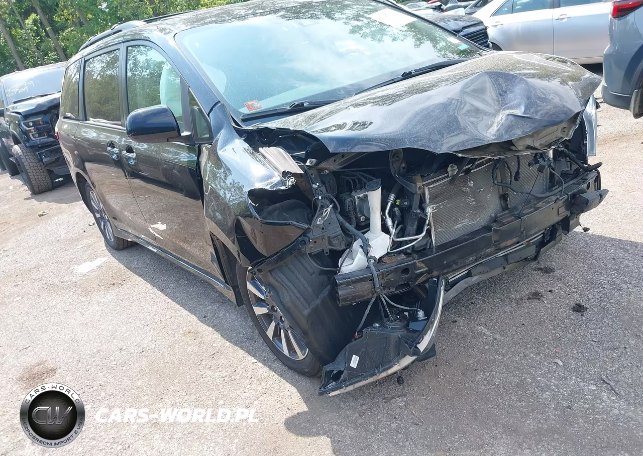 2020 Toyota Sienna Xle – zdjęcie 1 z 16