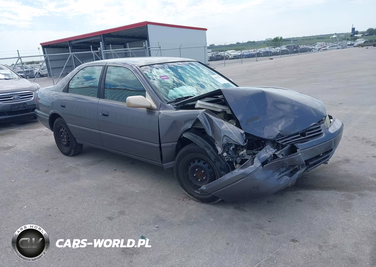 1999 Toyota Camry Le