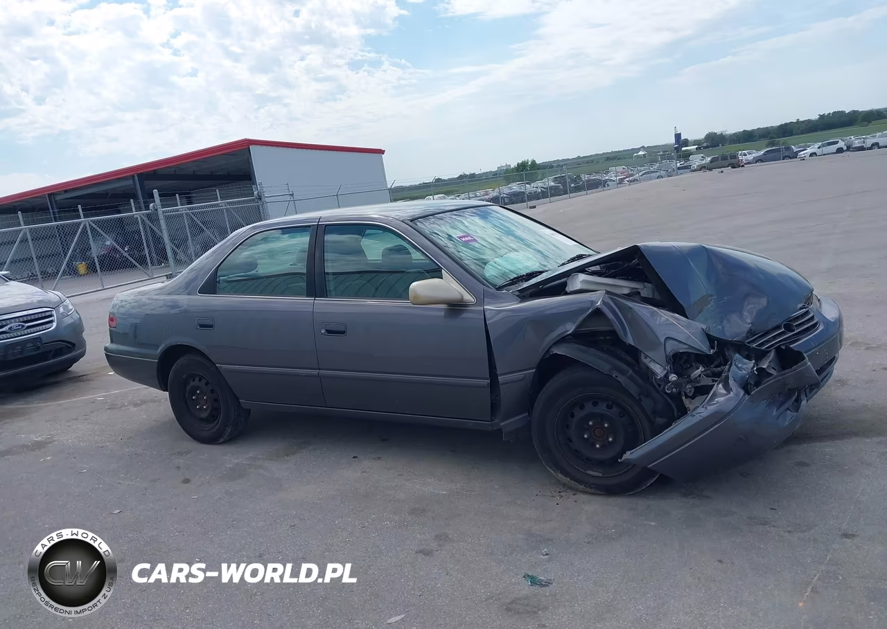 1999 Toyota Camry Le VIN:4T1BG22KXXU522969 - 13