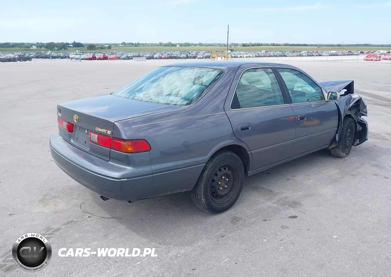 1999 Toyota Camry Le VIN:4T1BG22KXXU522969 - 4