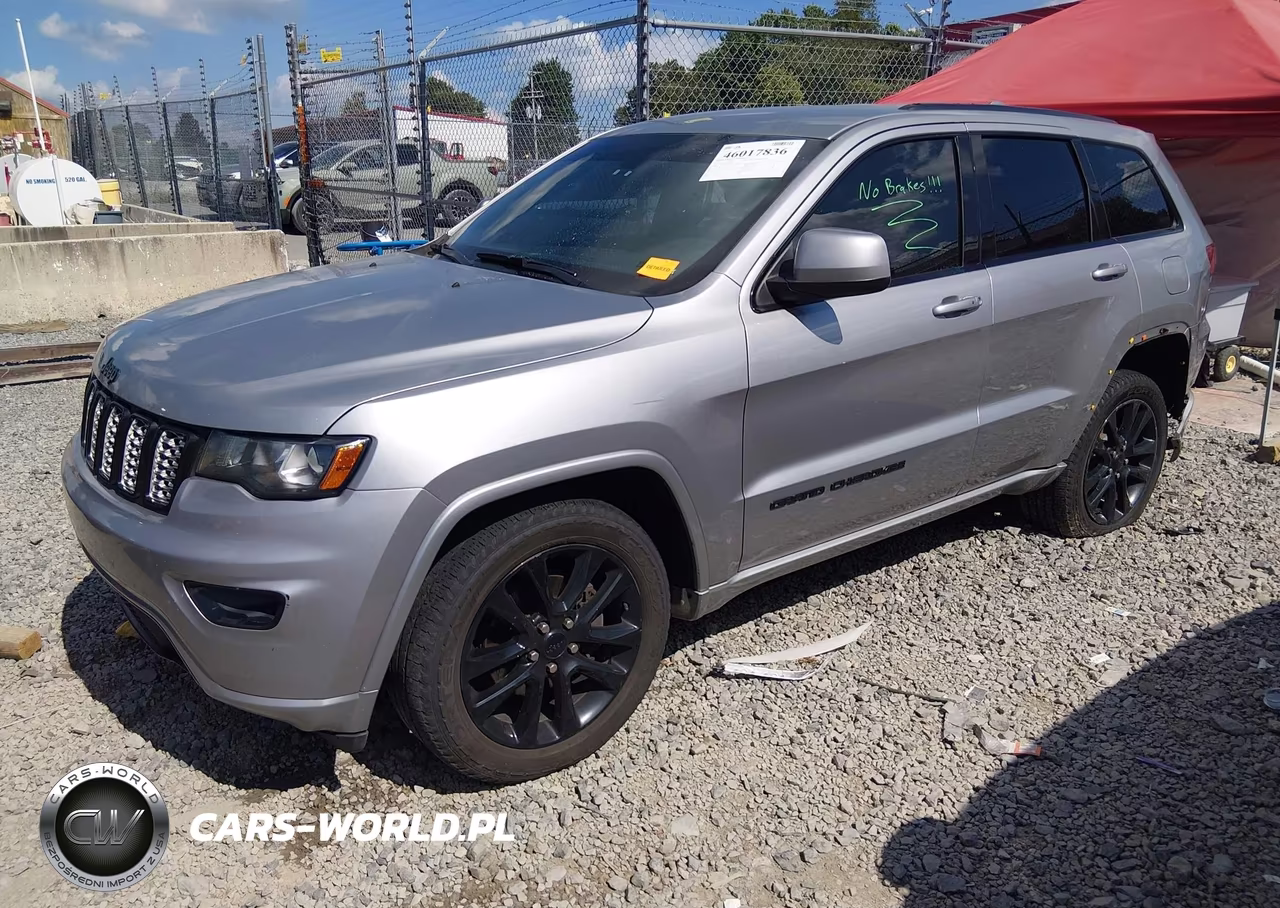 2017 Jeep Grand Cherokee Altitude 4X4 VIN:1C4RJFAG3HC927393 - 2