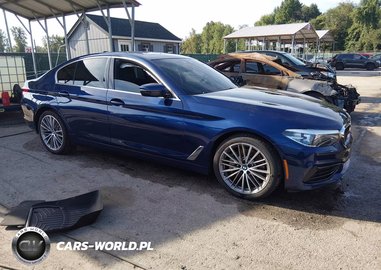 2020 BMW 530I xDrive – zdjęcie 1 z 16