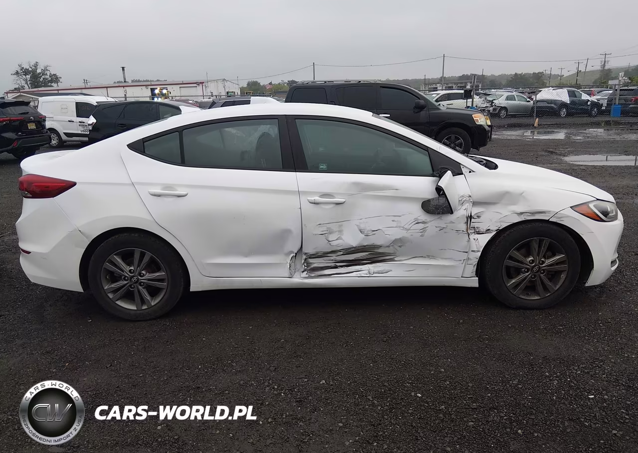 2018 Hyundai Elantra Sel VIN:5NPD84LF4JH291303 - 13