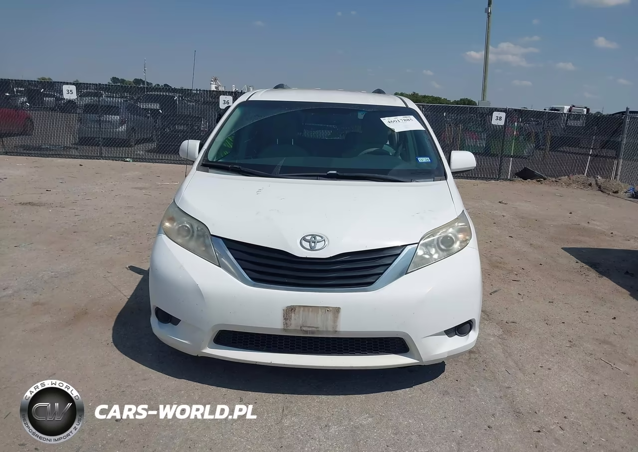 2013 Toyota Sienna Le V6 8 Passenger VIN:5TDKK3DC4DS299228 - 12