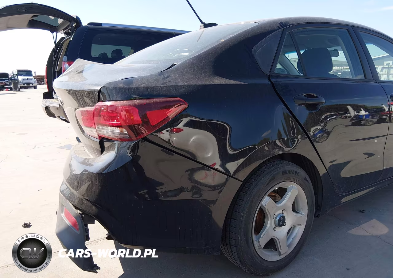 2018 Kia Rio Lx VIN:3KPA24AB9JE071101 - 18