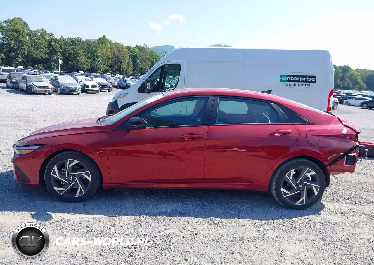 2025 Hyundai Elantra Sel Sport VIN:KMHLM4DG7SU989485 - 14