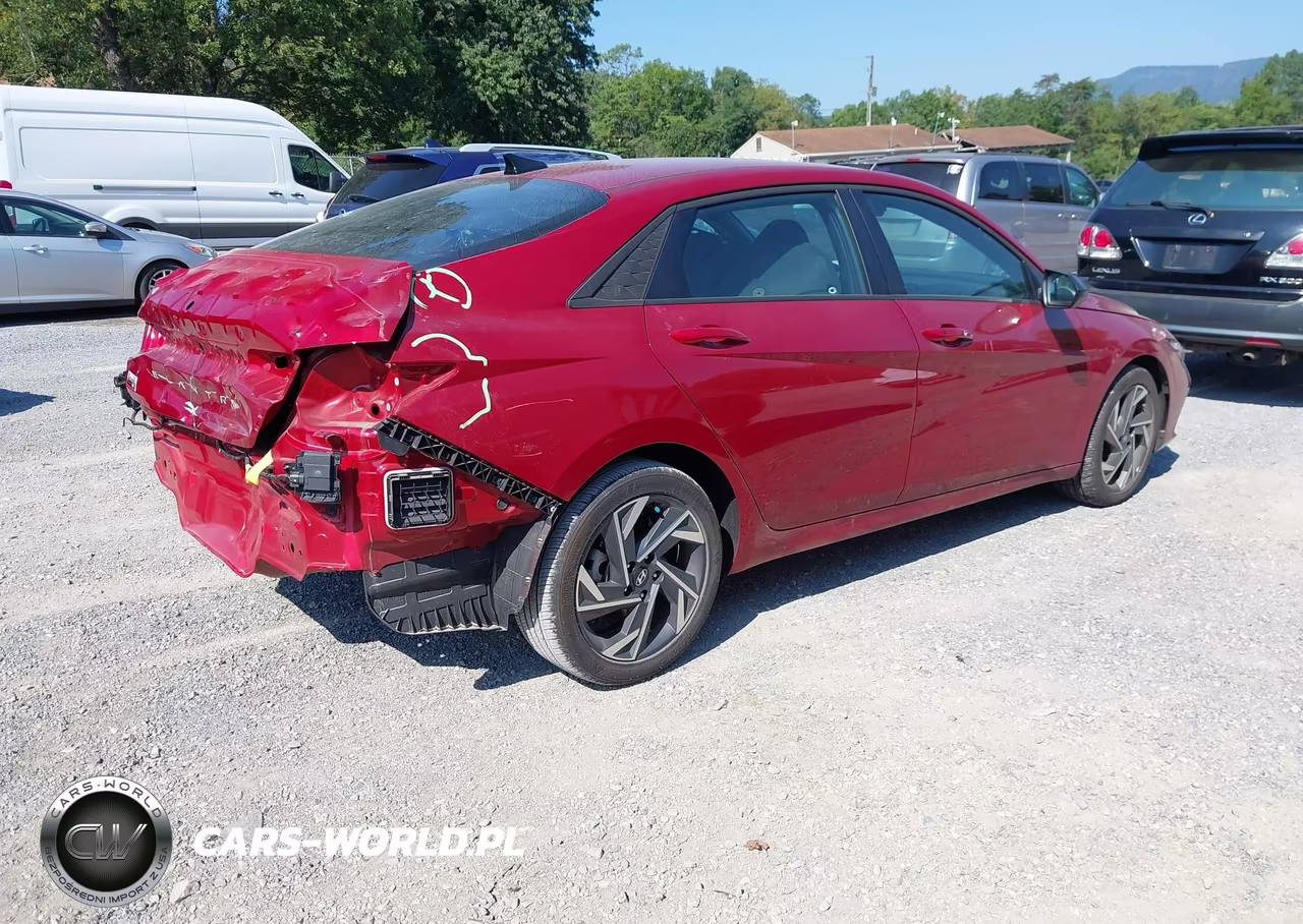 2025 Hyundai Elantra Sel Sport VIN:KMHLM4DG7SU989485 - 4