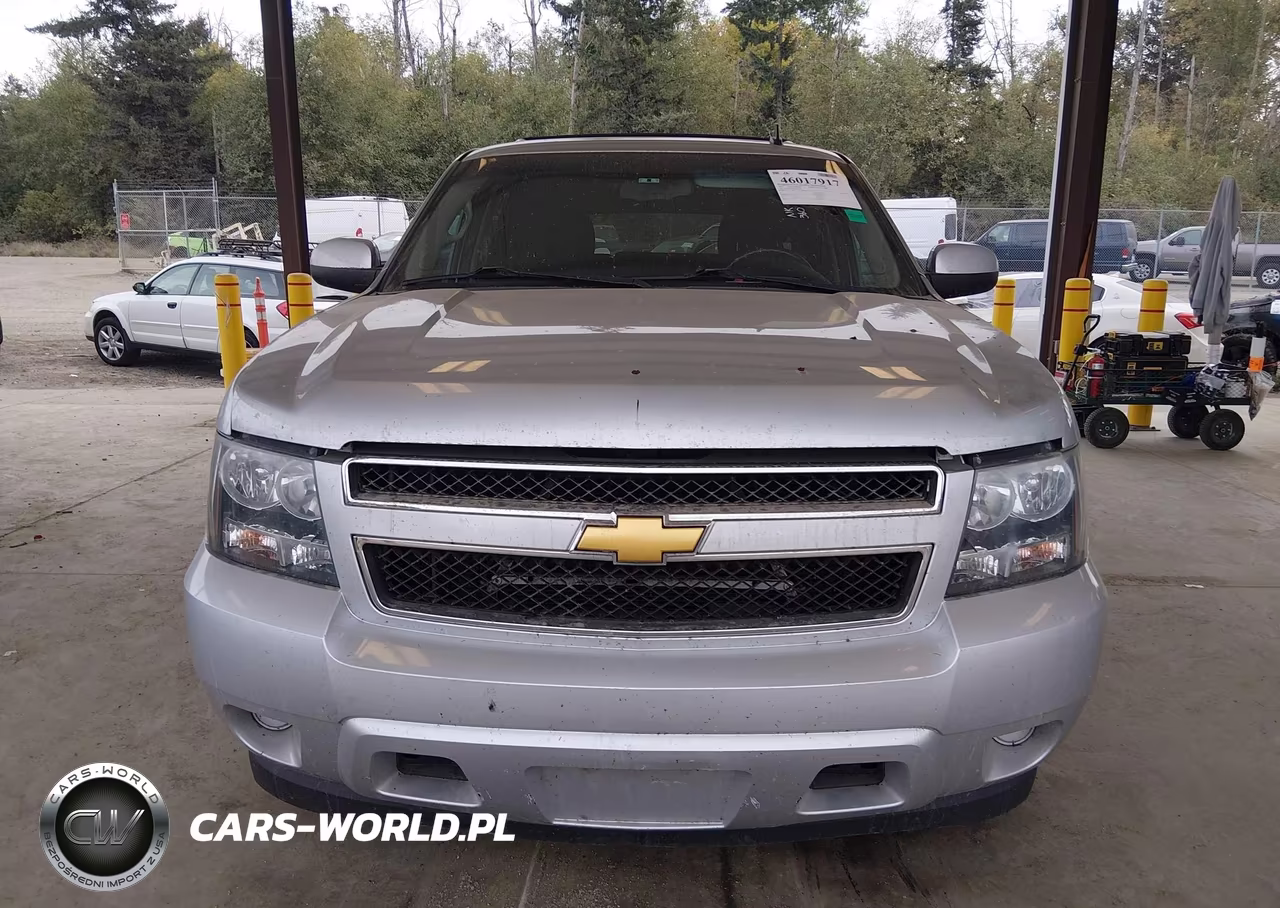 2012 Chevrolet Suburban 1500 Ls VIN:1GNSCHE04CR246791 - 11