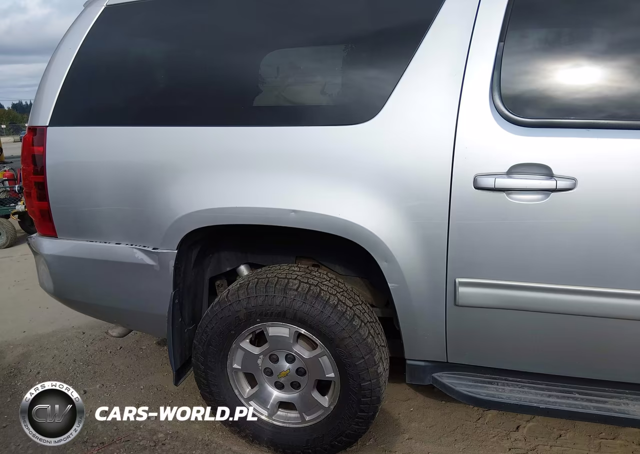 2012 Chevrolet Suburban 1500 Ls VIN:1GNSCHE04CR246791 - 16