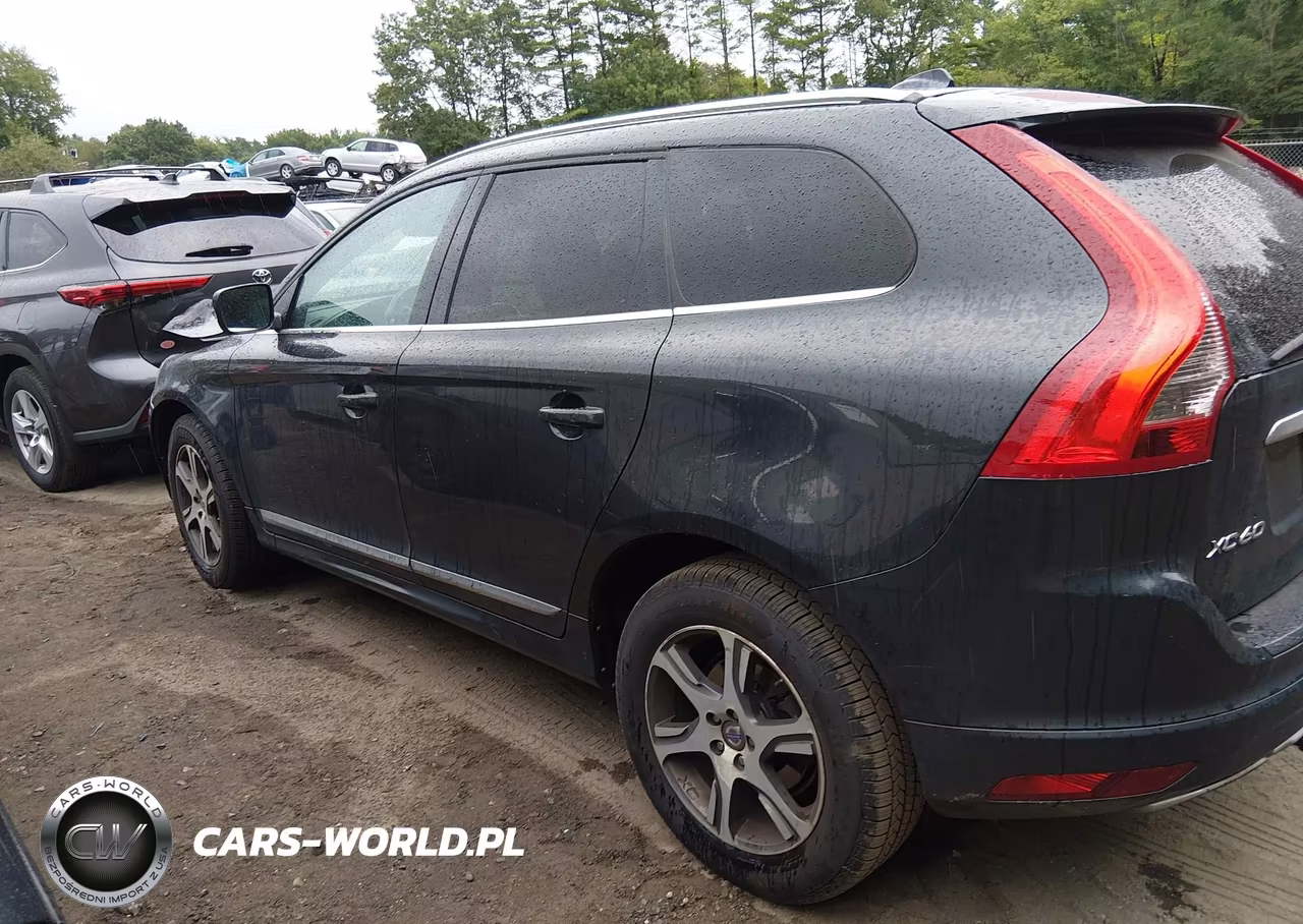 2014 Volvo Xc60 T6 R-Design VIN:YV4902DZ5E2548015 - 3