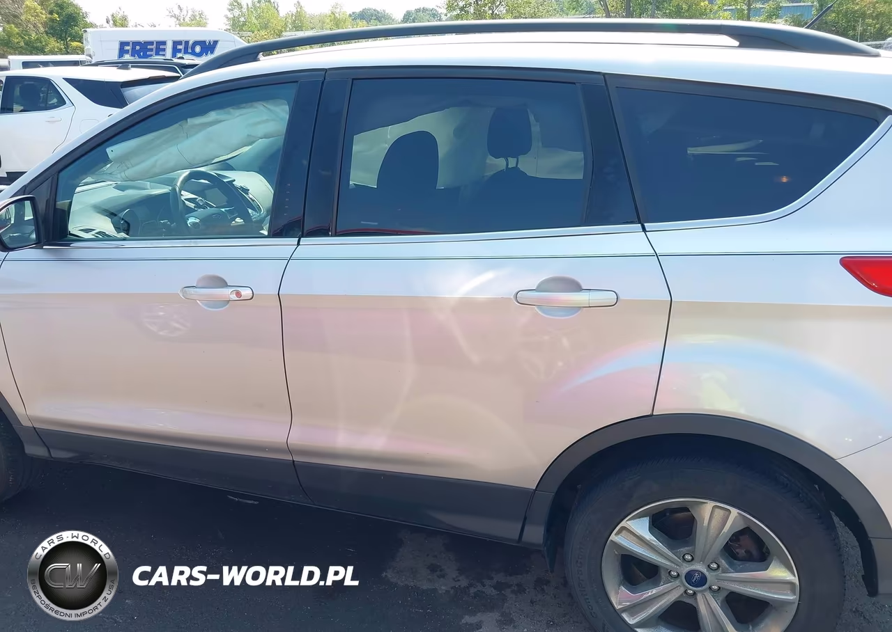 2015 Ford Escape Se VIN:1FMCU9GX6FUB27406 - 14