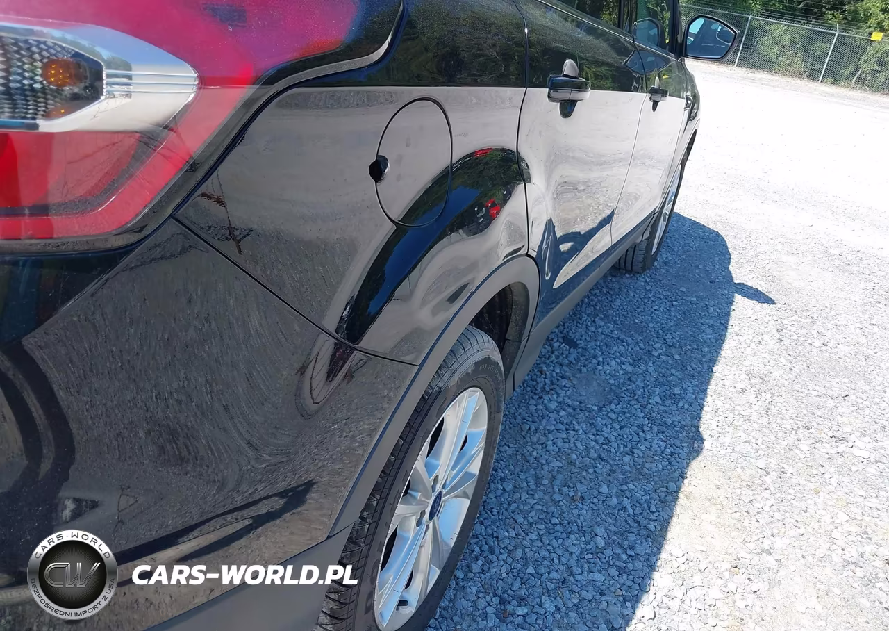 2017 Ford Escape Se VIN:1FMCU0GD8HUC08802 - 14