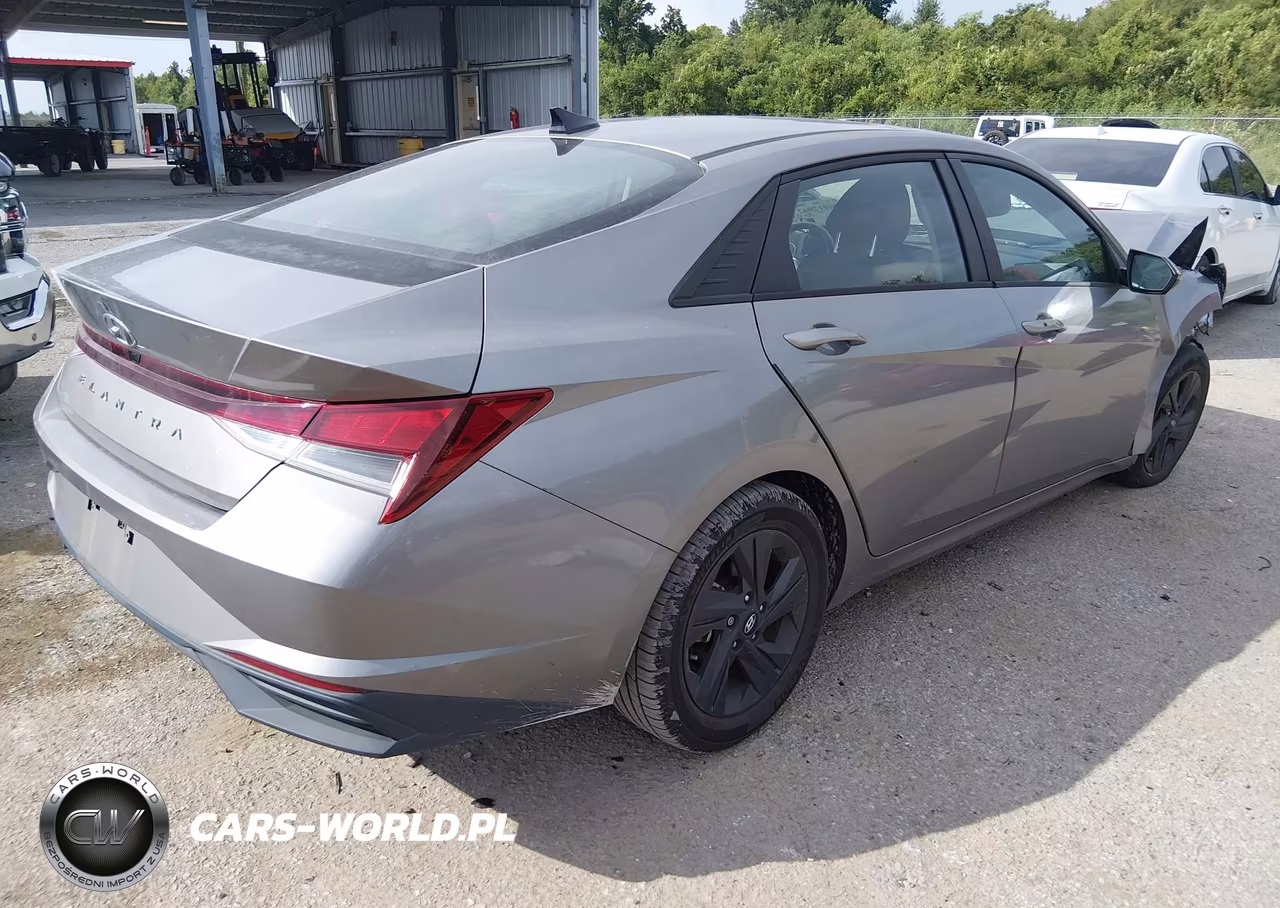 2022 Hyundai Elantra Sel VIN:KMHLS4AG6NU245228 - 4