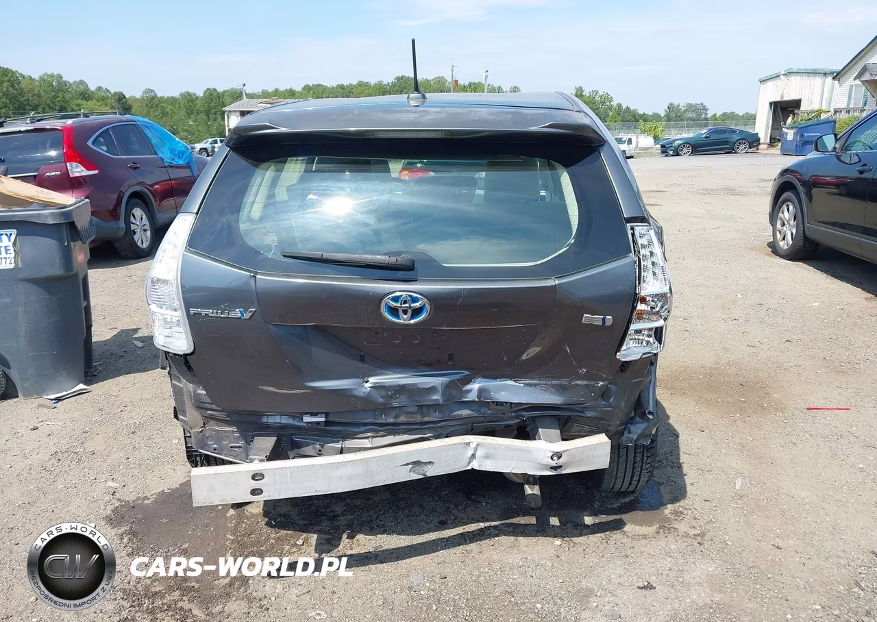 2013 Toyota Prius V Three VIN:JTDZN3EU1D3274334 - 17