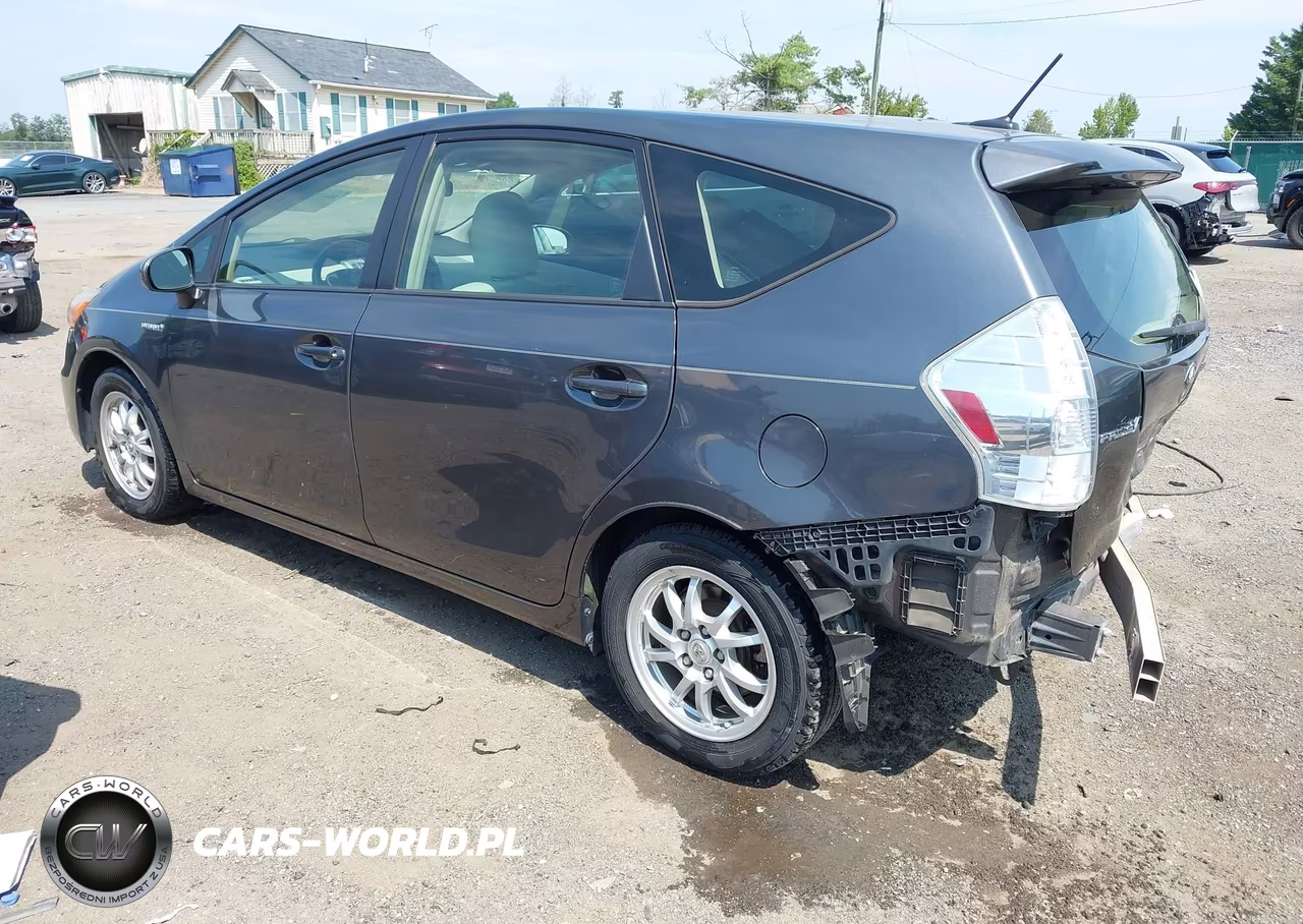 2013 Toyota Prius V Three VIN:JTDZN3EU1D3274334 - 3