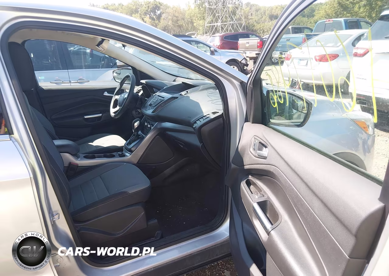 2016 Ford Escape Se VIN:1FMCU0G77GUC39998 - 5
