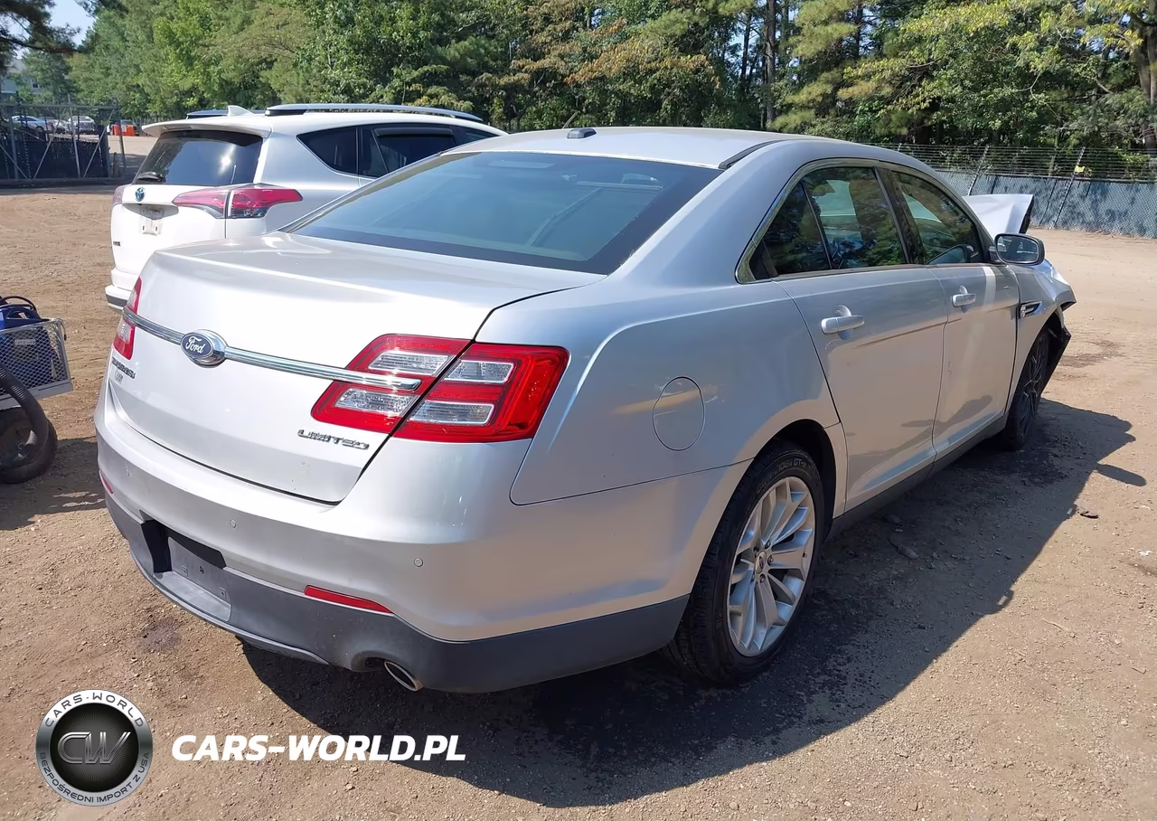 2017 Ford Taurus Limited VIN:1FAHP2F84HG111716 - 4