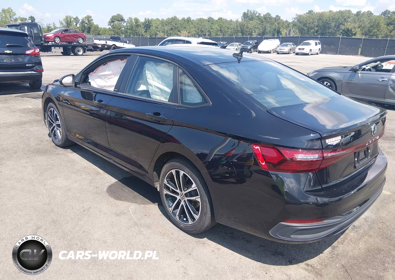 2025 Volkswagen Jetta 1.5T Sport VIN:3VWBX7BU0SM041920 - 3