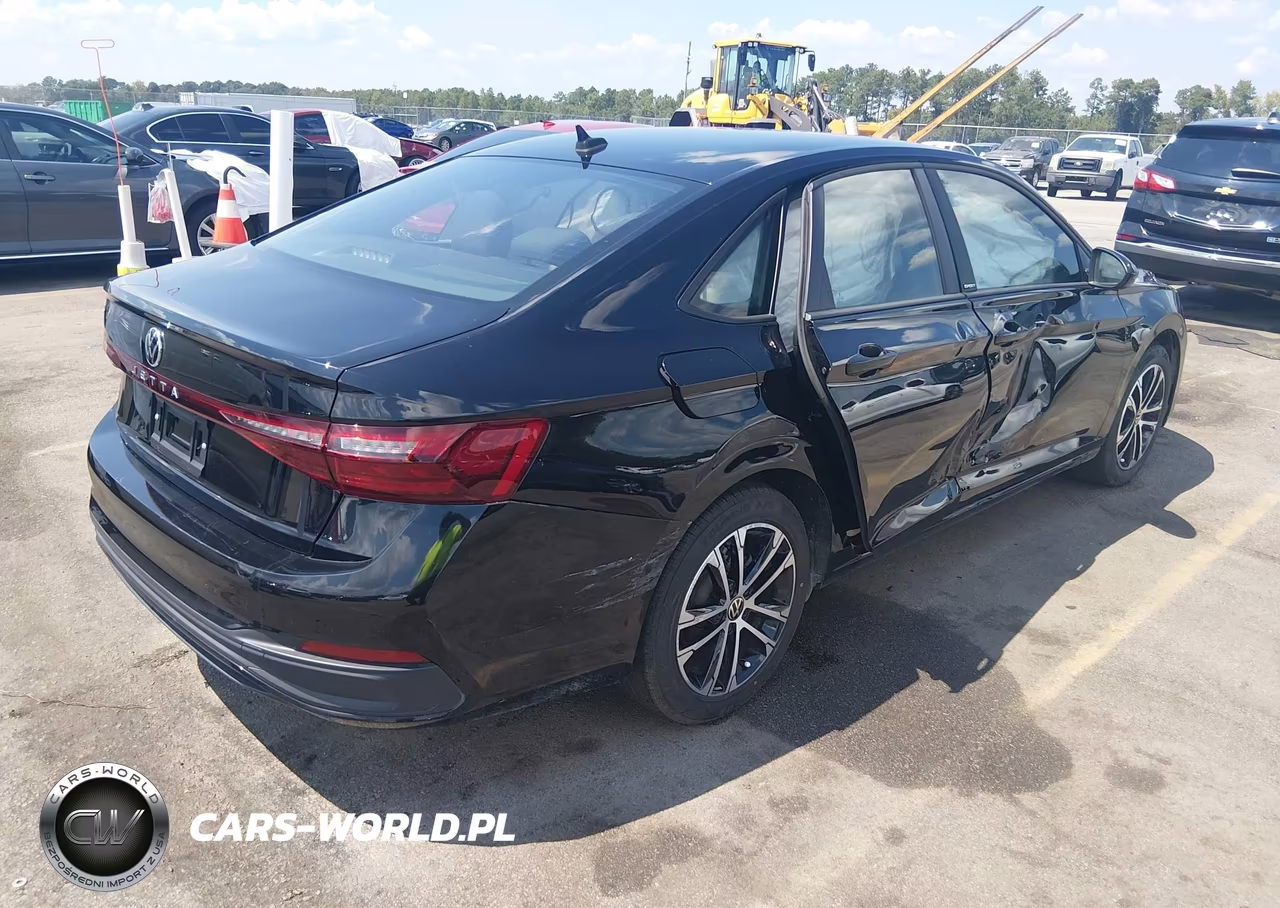 2025 Volkswagen Jetta 1.5T Sport VIN:3VWBX7BU0SM041920 - 4