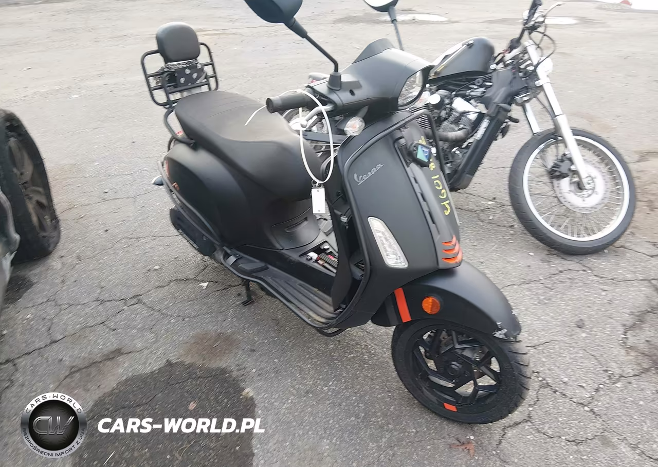 2024 Vespa Primavera-Sprint 150 – zdjęcie 1 z 13