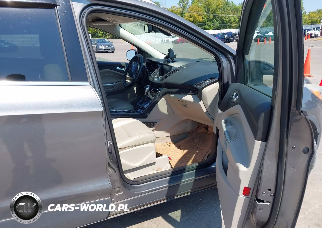 2014 Ford Escape Titanium VIN:1FMCU0JX3EUE20165 - 5
