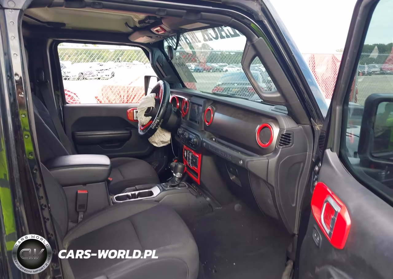 2018 Jeep Wrangler Unlimited Sport S 4X4 VIN:1C4HJXDG0JW108620 - 5