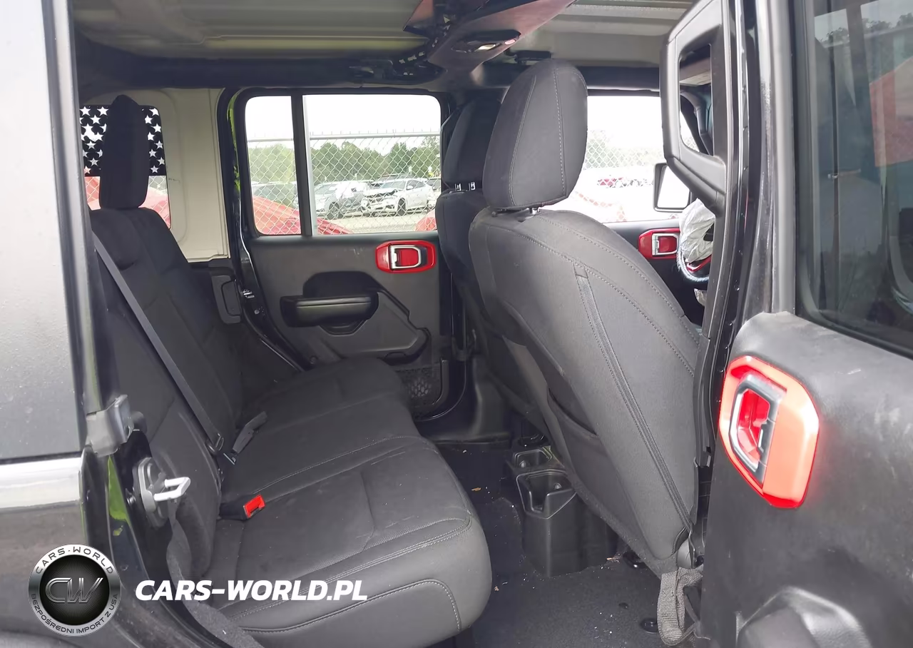 2018 Jeep Wrangler Unlimited Sport S 4X4 VIN:1C4HJXDG0JW108620 - 8