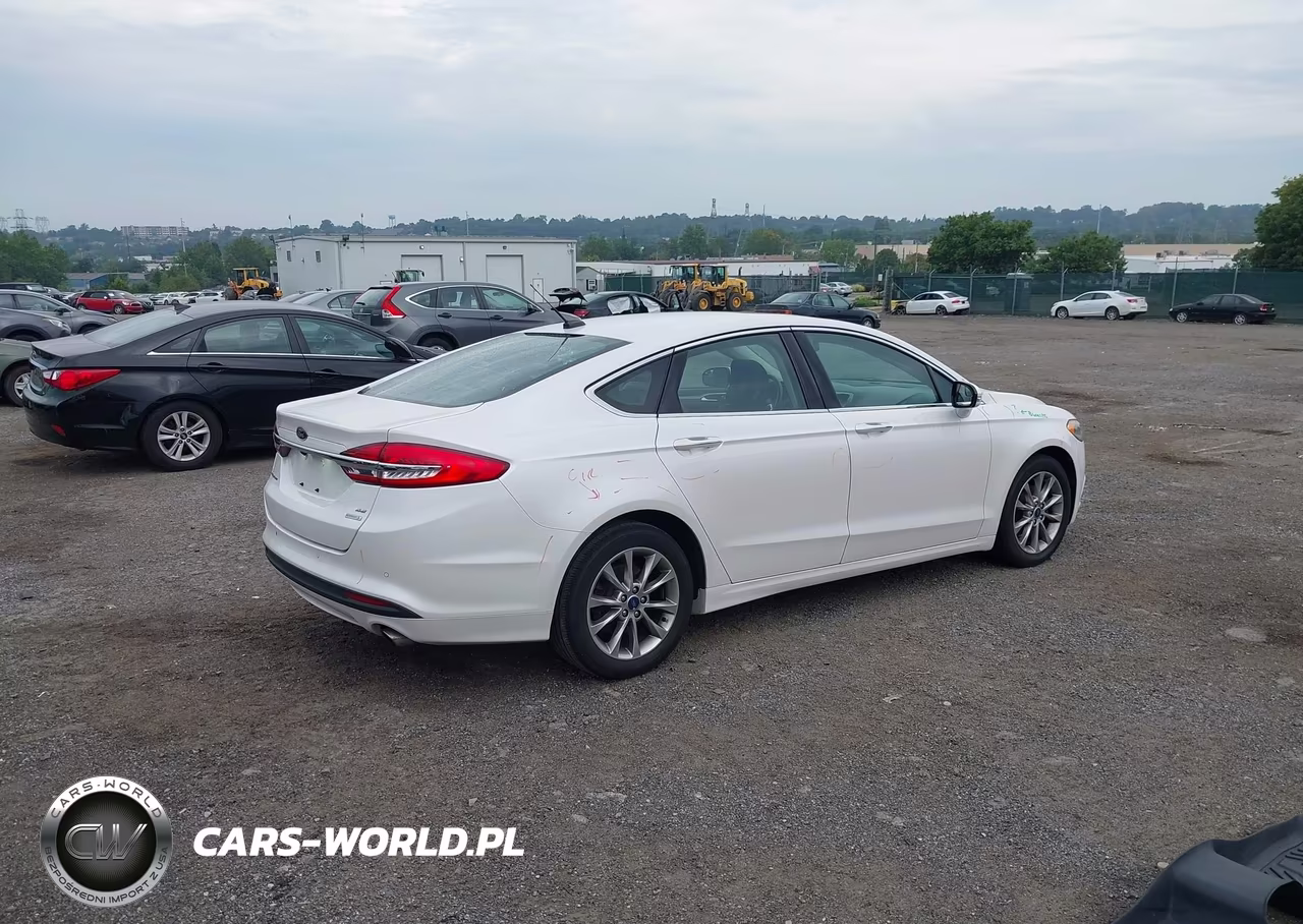 2017 Ford Fusion Se VIN:3FA6P0HD6HR401566 - 4