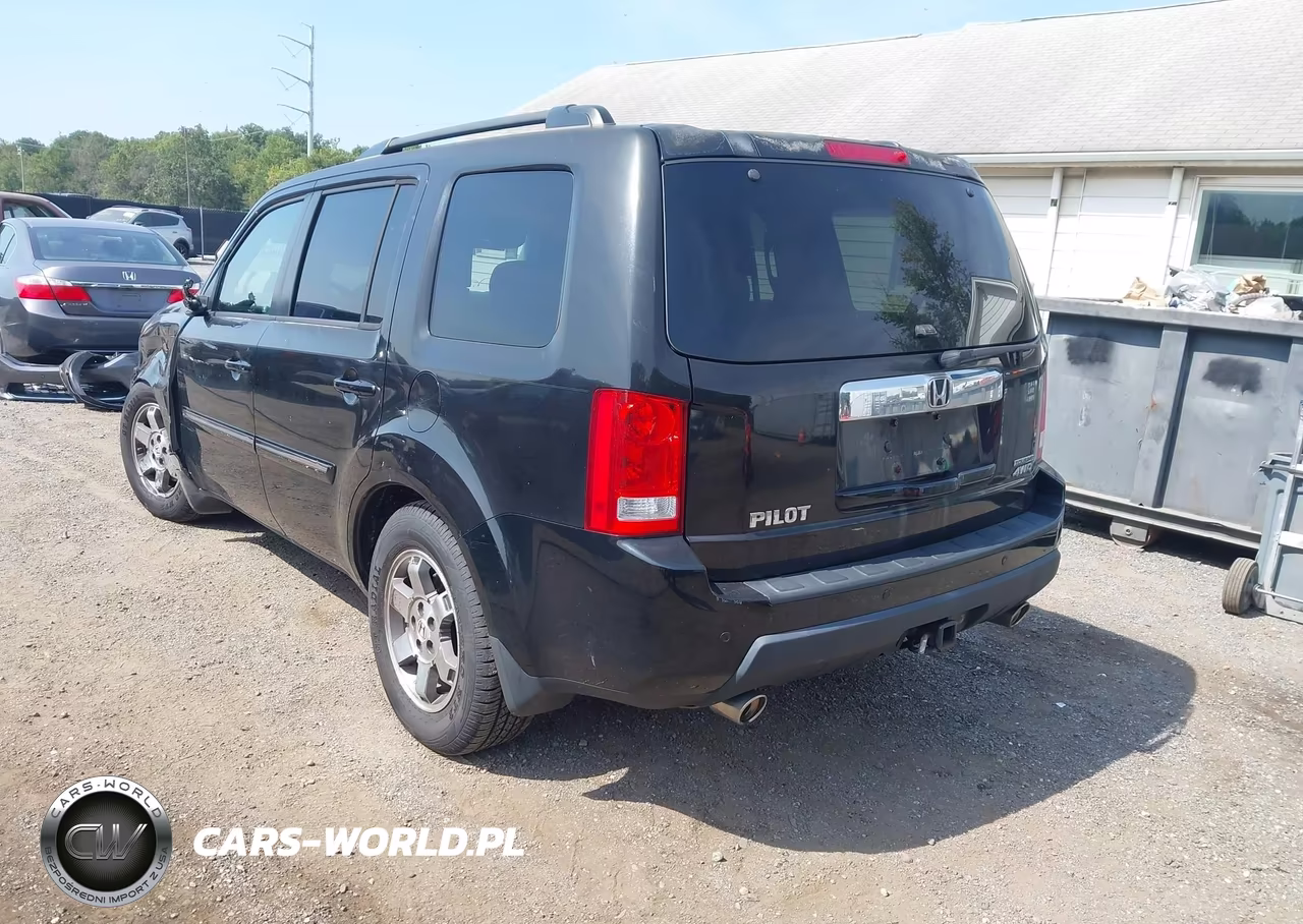 2011 Honda Pilot Touring VIN:5FNYF4H91BB089903 - 3