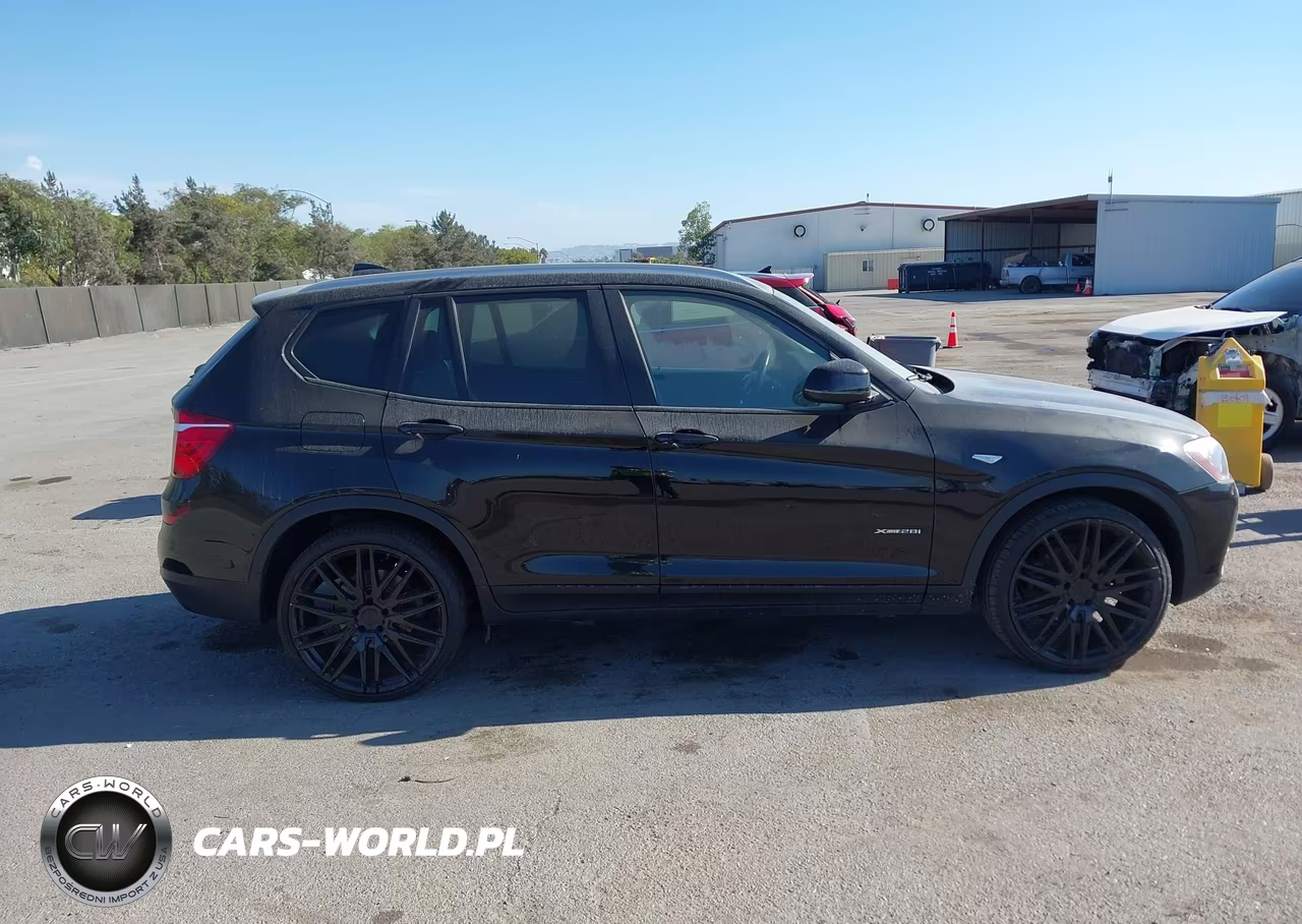 2017 BMW X3 xDrive28I VIN:5UXWX9C32H0T24965 - 12